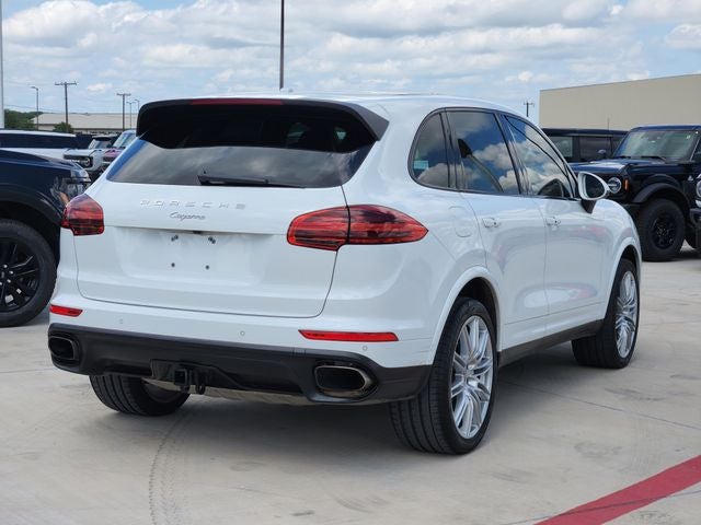 2017 Porsche Cayenne Platinum Edition
