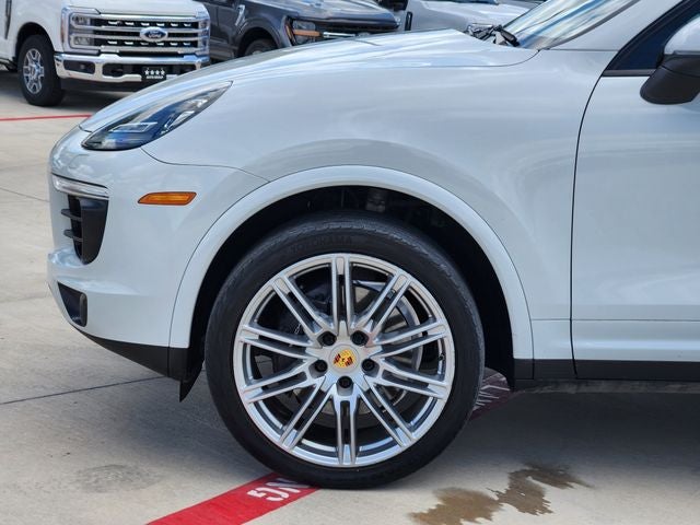 2017 Porsche Cayenne Platinum Edition