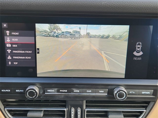 2021 Porsche Macan Base